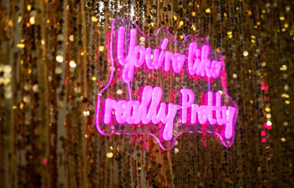 neon sign no ziptie